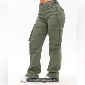 Buffbunny Curvy Stretch Cargo Pant
Matcha Latte